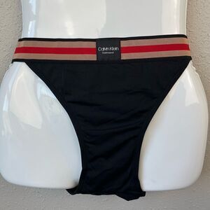 NWT Calvin Klein Bikini Bottoms Size XL